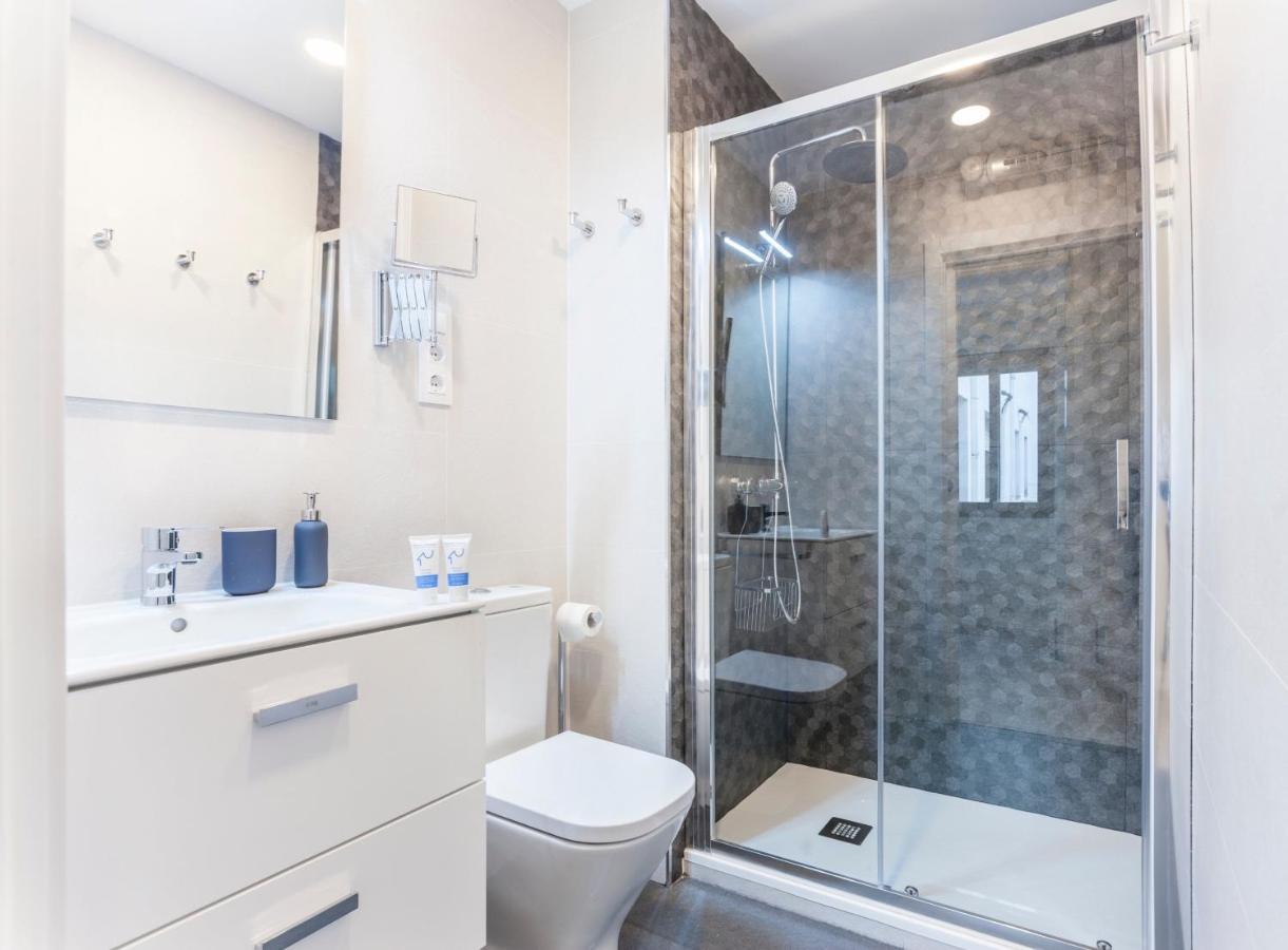 Apartamento Gran Via En Madrid Kültér fotó